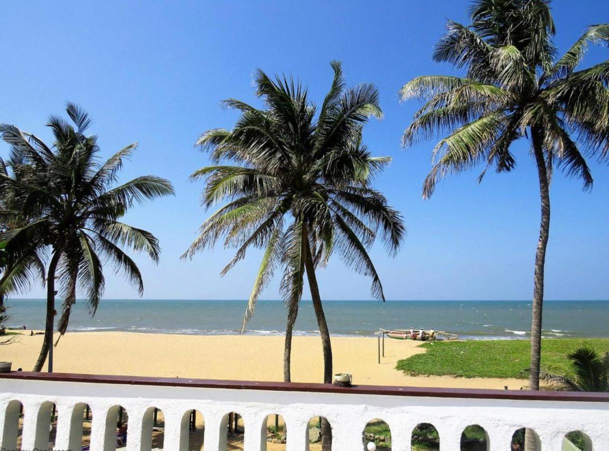 Hotel Silver Sands Negombo Exterior photo