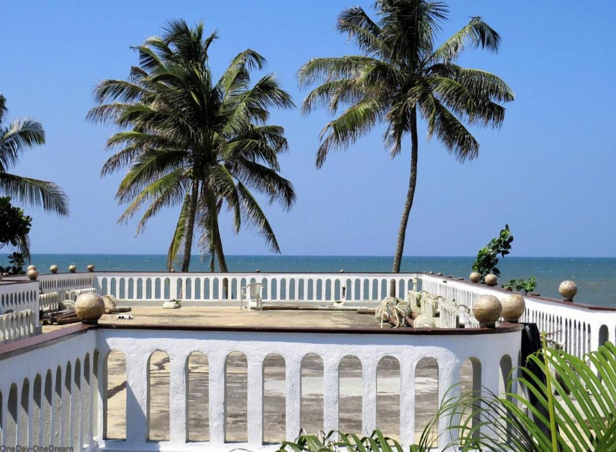 Hotel Silver Sands Negombo Exterior photo